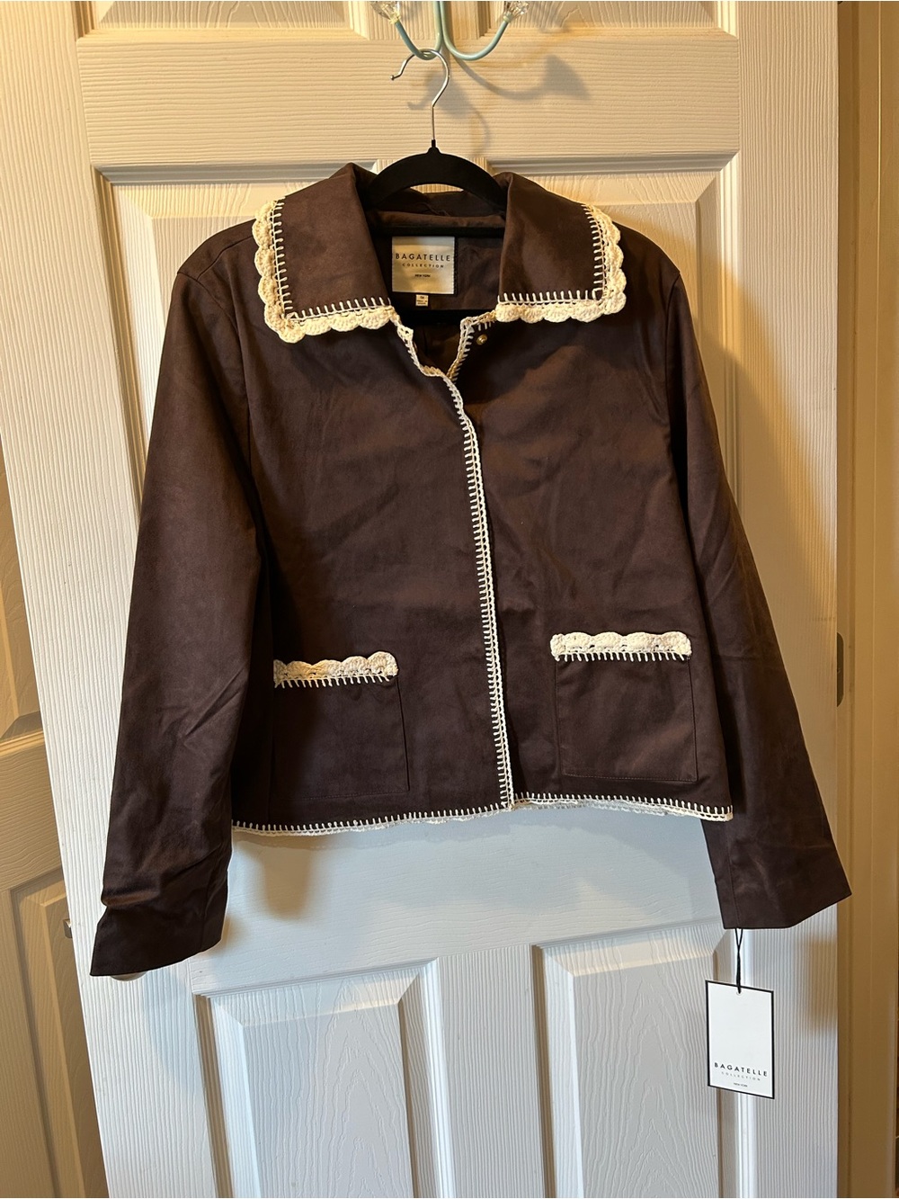Bagatelle Collection 1X Sueded Brown Cropped Jacket with Cream Crochet Trim NWT